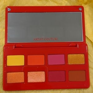 Caliente eyeshadow palette